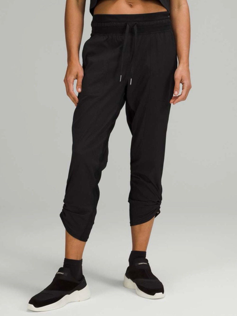 Lululemon Women’s Dance Studio Midrise cropped 25’ Pants Black - 2